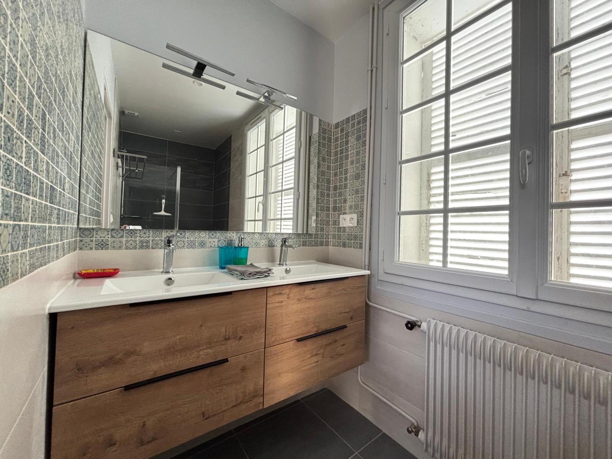 Maison Lumineuse: Spacious Stay near Omaha Beach Trevieres Exterior photo